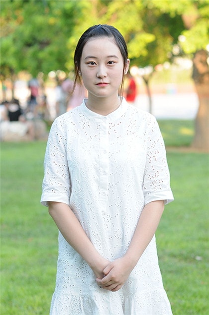 尹若彤